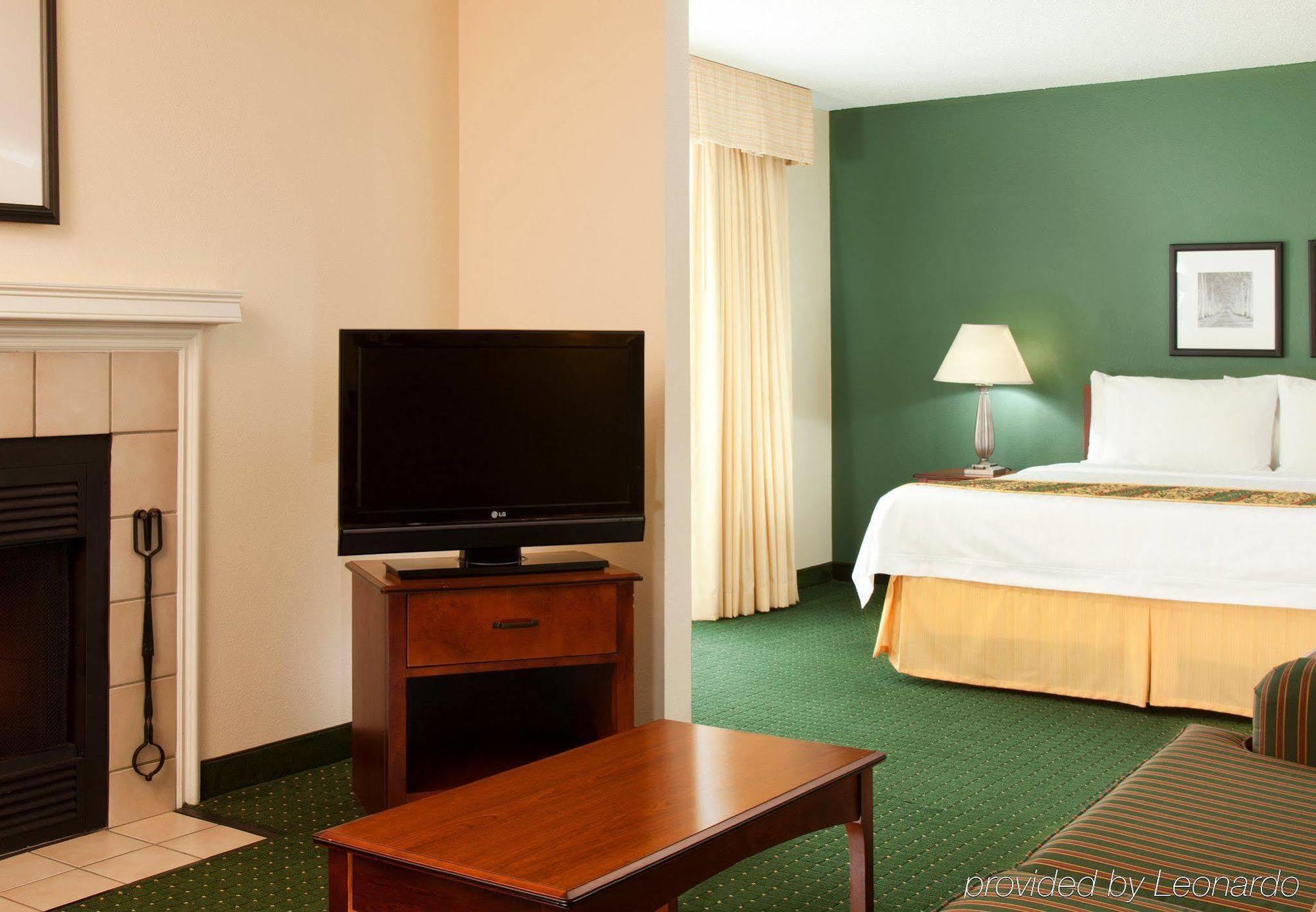 Residence Inn Kansas City Downtown/Union Hill Eksteriør billede