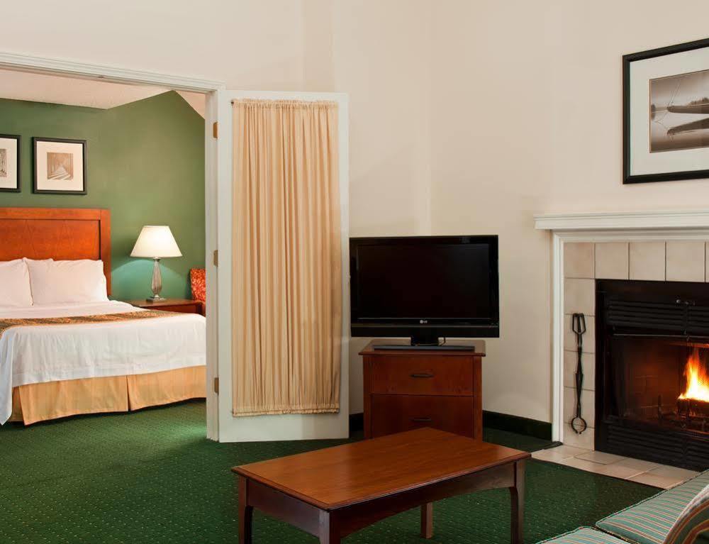 Residence Inn Kansas City Downtown/Union Hill Eksteriør billede